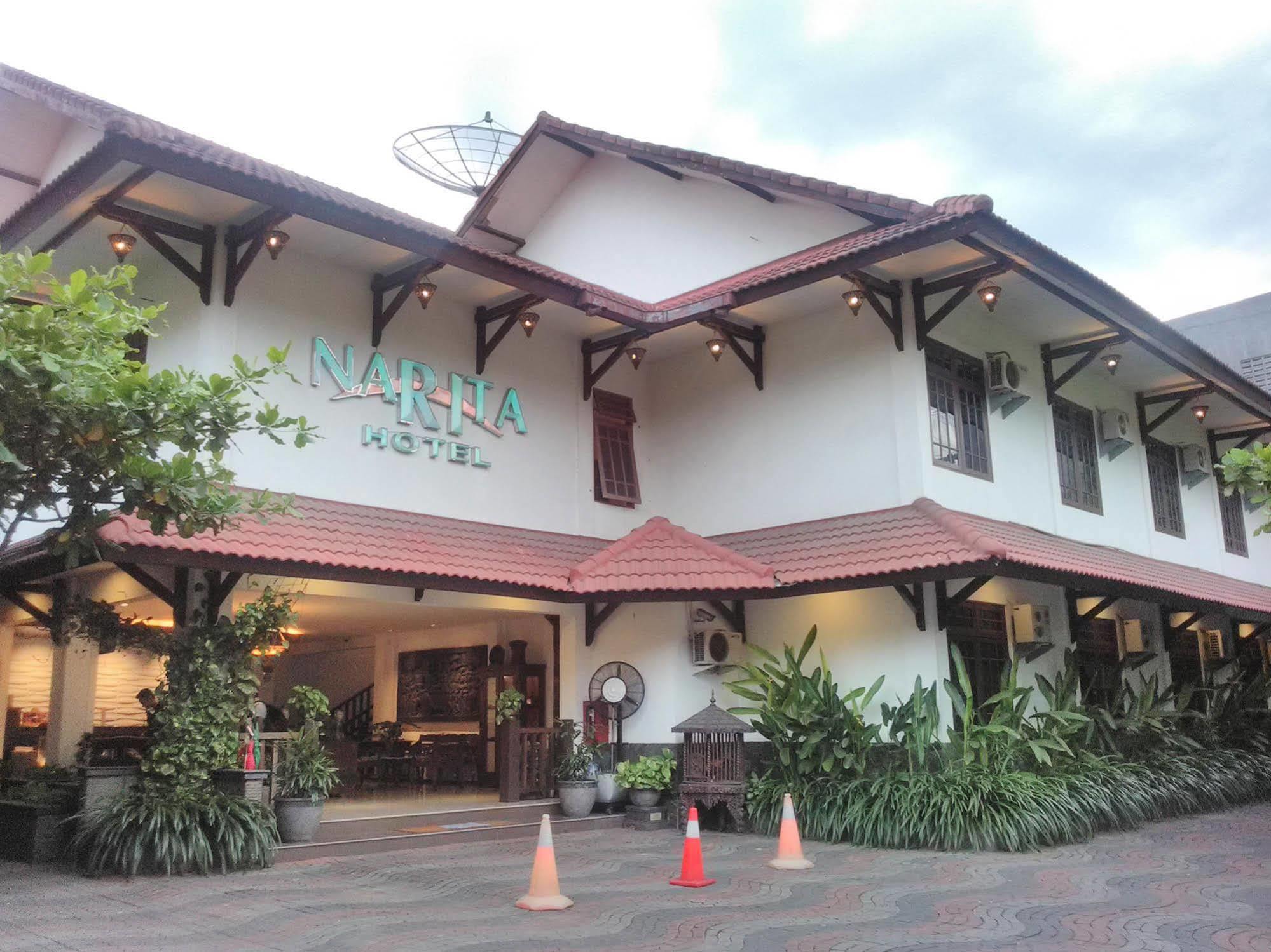 Narita Hotel - Narita Classic Hotel Tulungagung Bagian luar foto